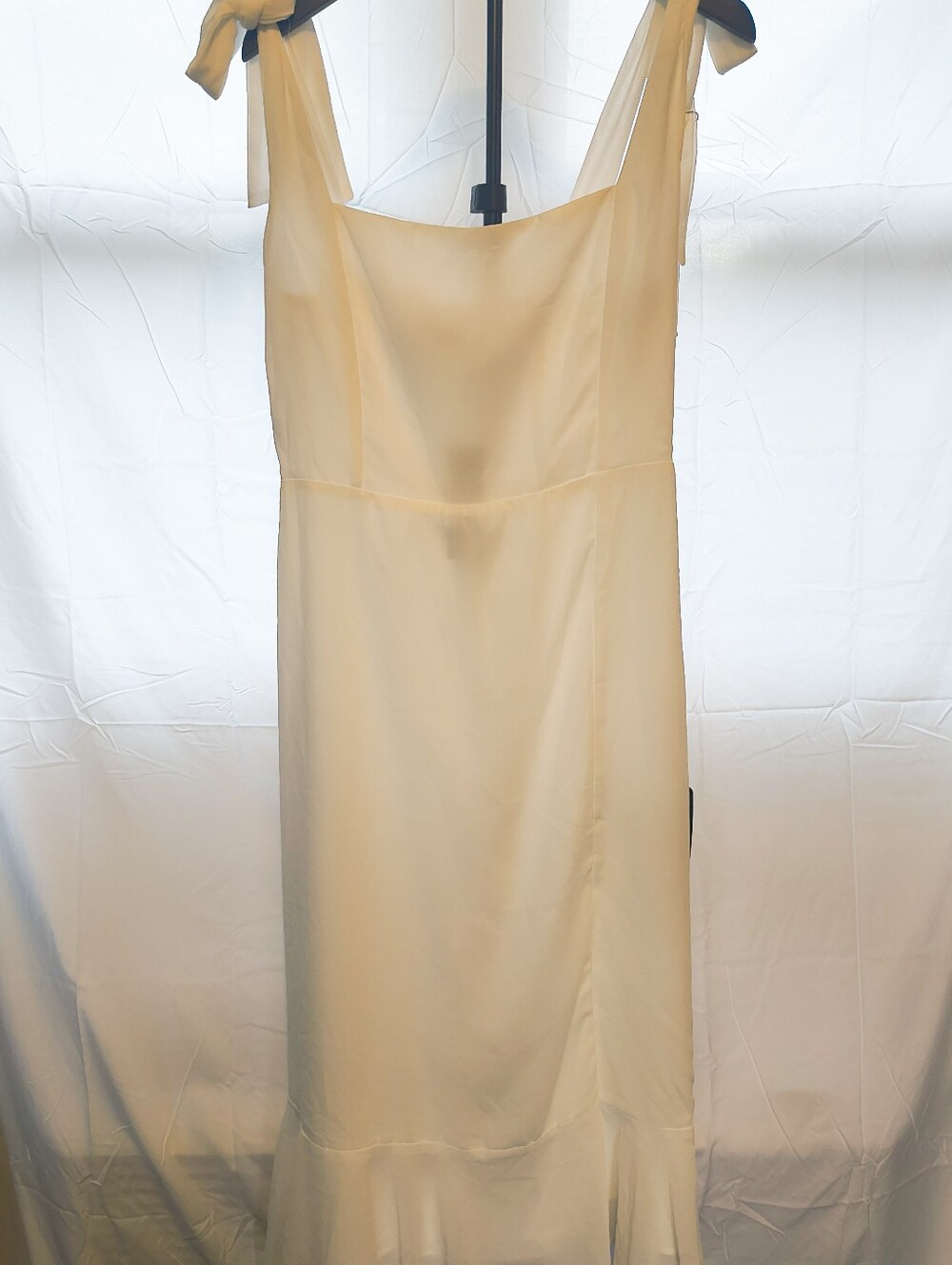 Lulu's Cream Tie-Shoulder Midi Dress